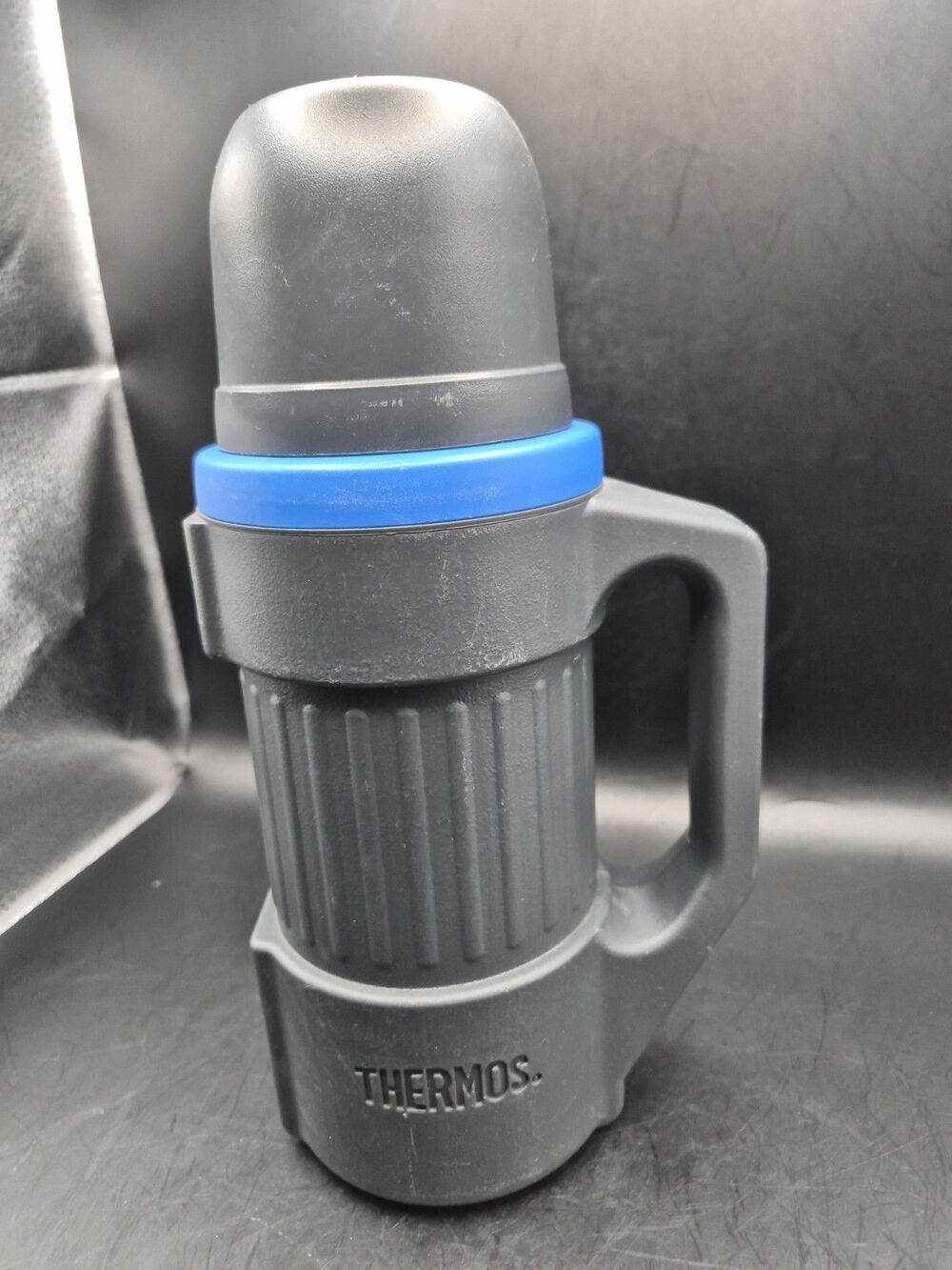 Black Thermos Rugged Floating 1 LITER BOTTLE,  Made in USA